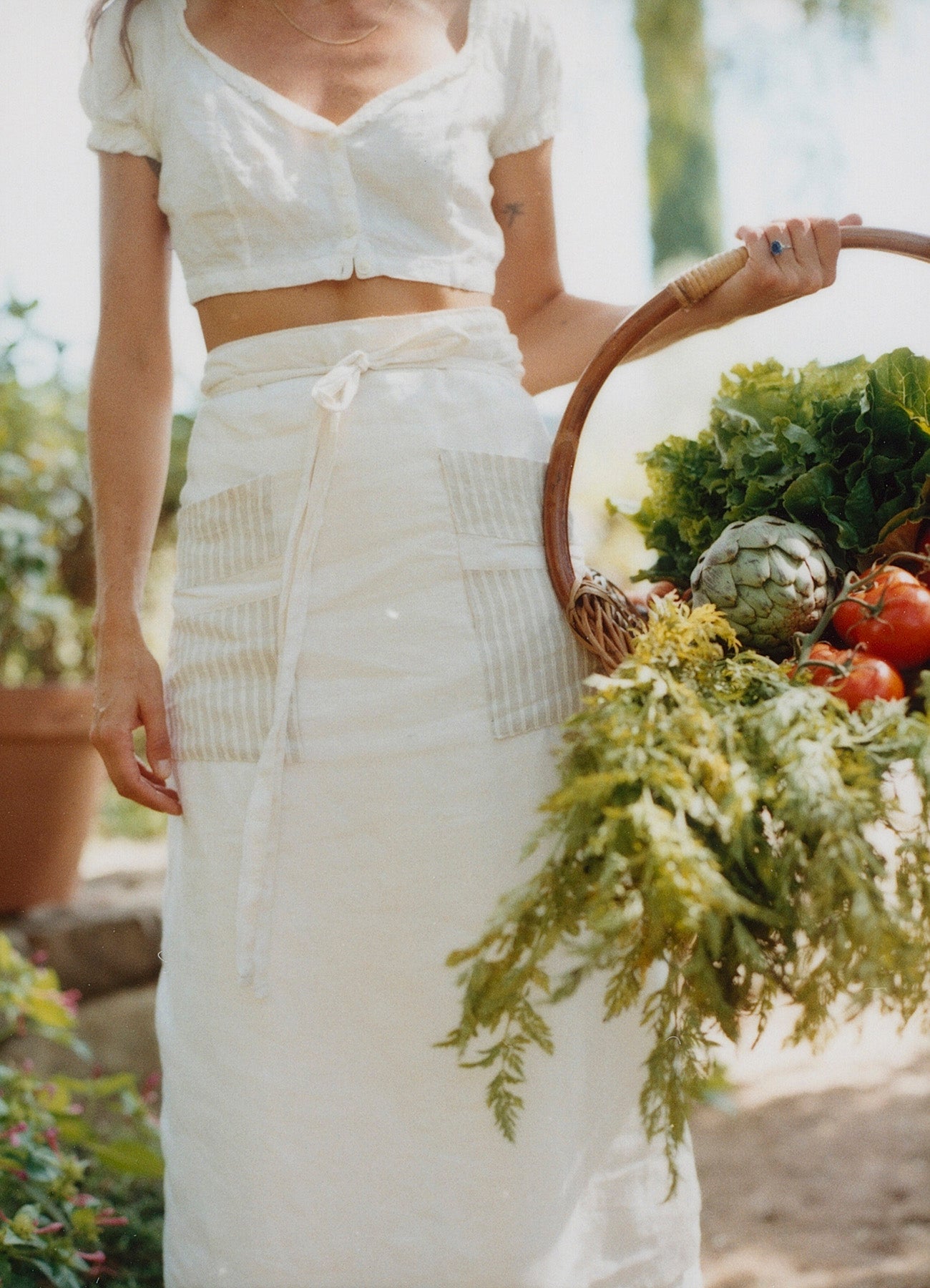 The Signature Apron - Apron Colors_Apron Color White